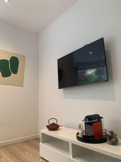Parisien- Calme Et Lumineux -2 Pax Appartement Paris