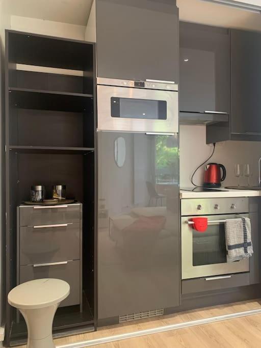 Appartement Parisien- Calme Et Lumineux -2 Pax