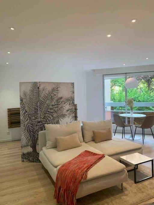 Appartement Parisien- Calme Et Lumineux -2 Pax *